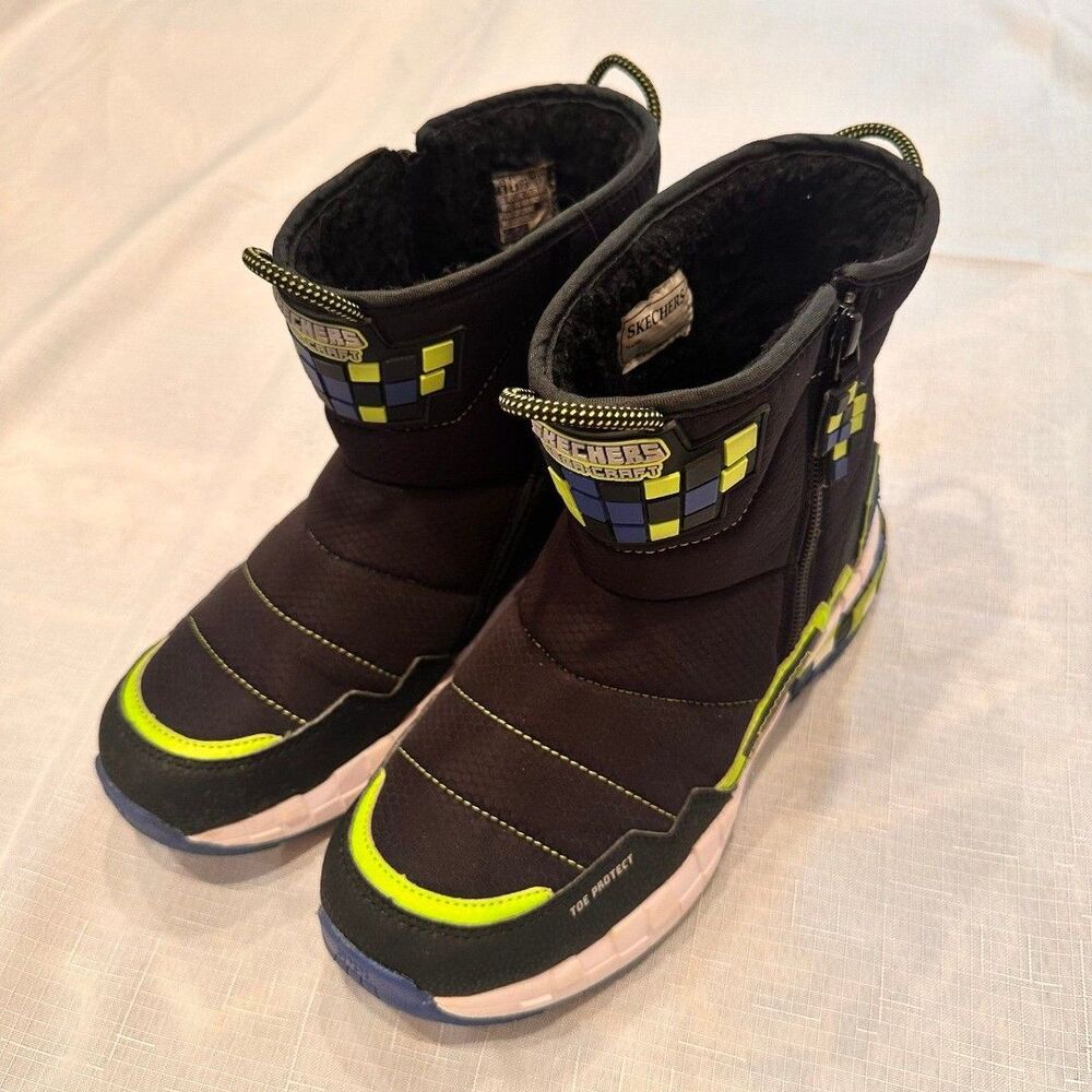 Skechers Cuboforce Boots Size 5